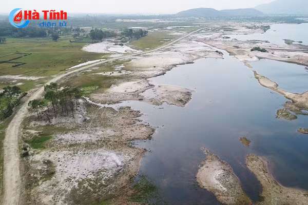 flycam canh hoang tan vung mo sat thach khe ha tinh