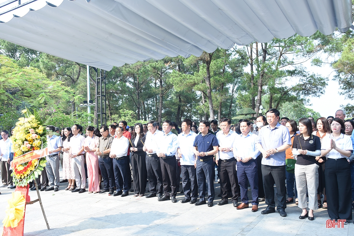 Đoàn đại biểu báo Đảng các địa phương thăm địa chỉ đỏ tại Quảng Trị