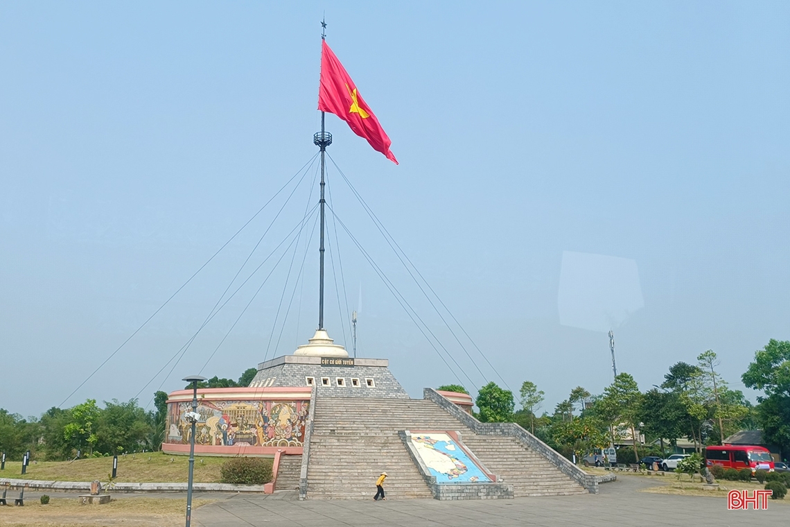 Đoàn đại biểu báo Đảng các địa phương thăm địa chỉ đỏ tại Quảng Trị