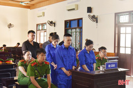 Nhóm lừa cho vay tiền qua mạng với 100 người lĩnh án 36 năm tù