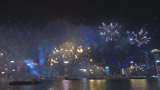 Thế giới rợp trời pháo hoa chào đón năm mới 2019