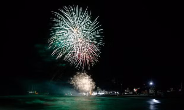 Thế giới rợp trời pháo hoa chào đón năm mới 2019