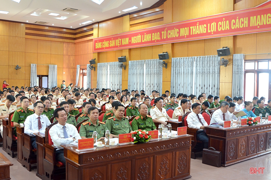 Đại tá Lê Khắc Thuyết tái cử chức vụ Bí thư Đảng ủy Công an tỉnh Hà Tĩnh