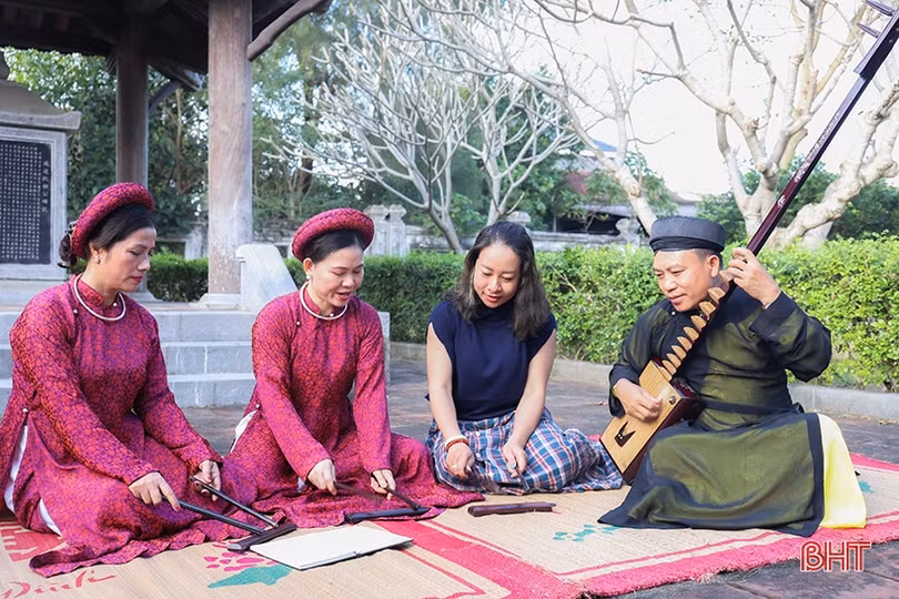 Sẽ còn mãi, ca trù…