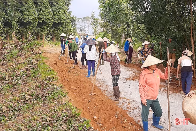 Hà Tĩnh náo nức Tết trồng cây đời đời nhớ ơn Bác Hồ