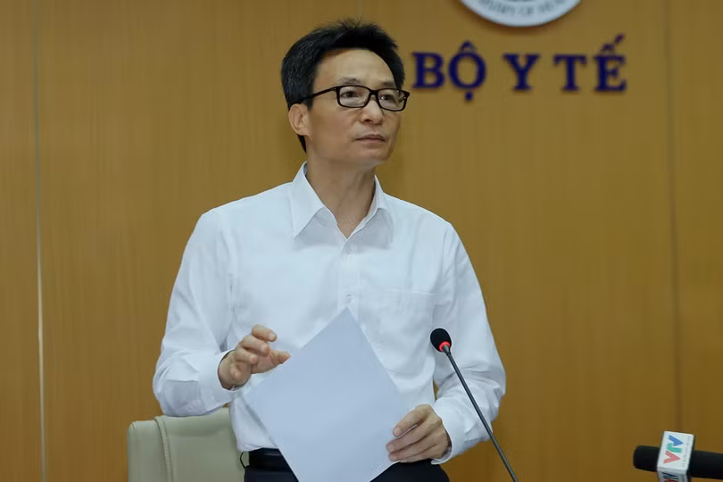Phó Thủ tướng Vũ Đức Đam kêu gọi người dân thực hiện nghiêm các hướng dẫn của ngành y tế để phòng, chống dịch bệnh COVID-19. Ảnh: VGP/Đình Nam 5 điều cần làm ngay để phòng, chống dịch bệnh Covid-19