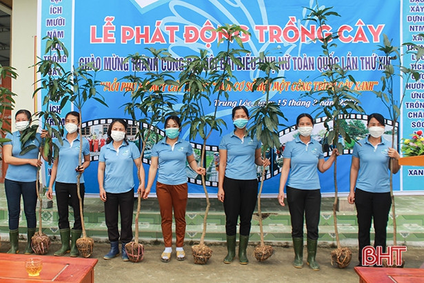 Phụ nữ Can Lộc góp sức xây dựng khu dân cư kiểu mẫu