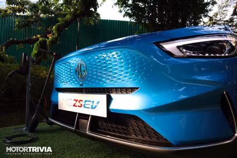 MG ZS 2022 phiên bản chạy điện ra mắt tại Thái Lan
