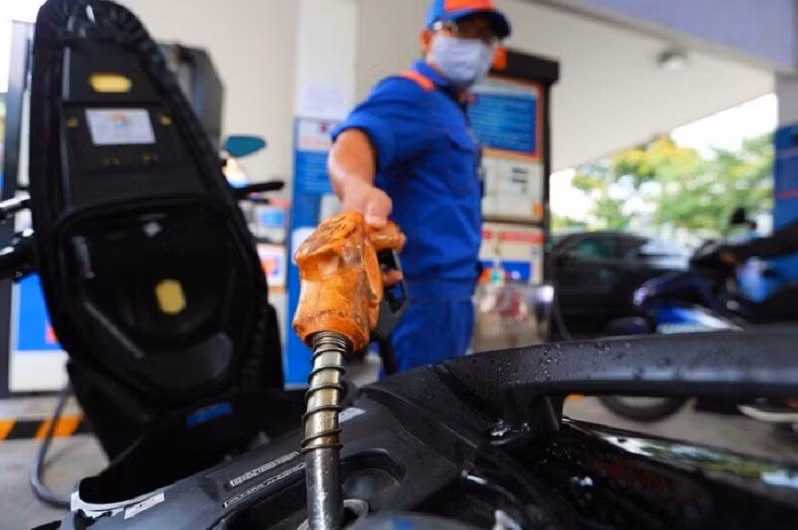 9 lời khuyên của chuyên gia giúp lái xe sử dụng xăng hiệu quả hơn
