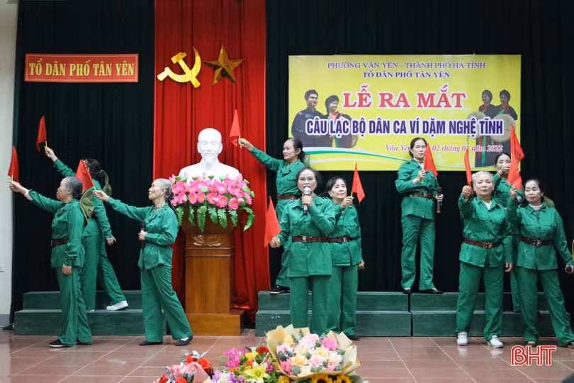 Nữ chủ nhiệm nặng tình với dân ca ví, giặm