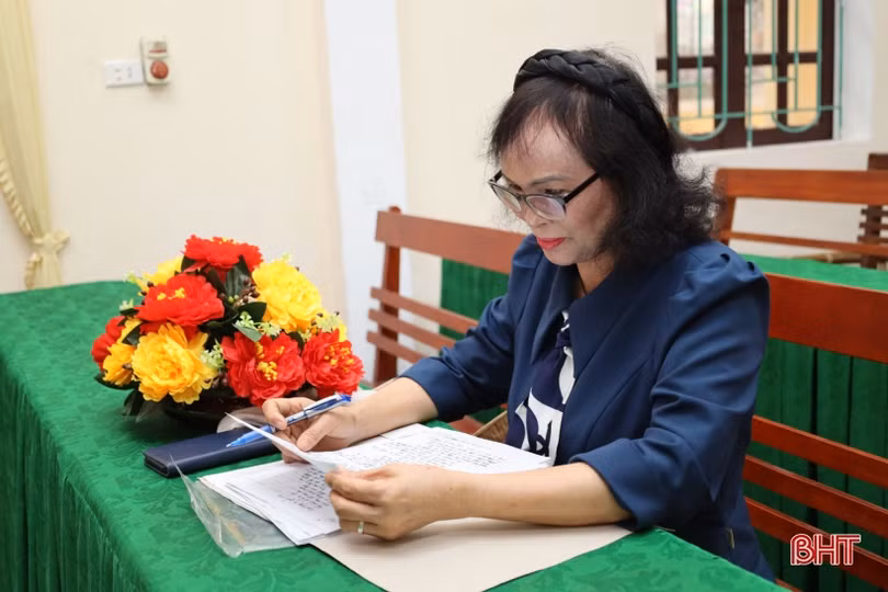 Nữ chủ nhiệm nặng tình với dân ca ví, giặm