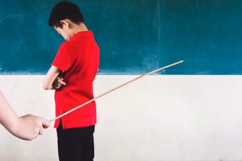 8 điều cha mẹ không nên chia sẻ lên mạng xã hội