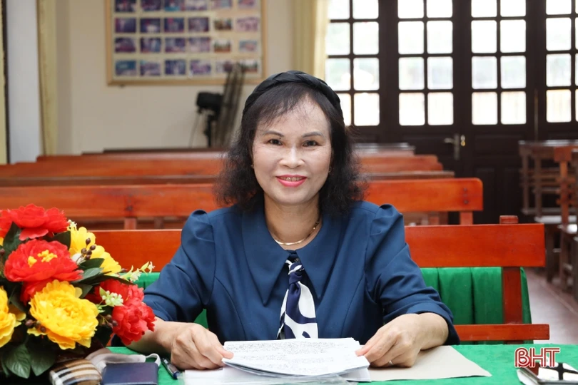 Nữ chủ nhiệm nặng tình với dân ca ví, giặm