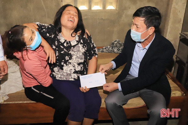 MS2208: Nỗi đau tột cùng của người mẹ đơn thân nghèo có con bị đuối nước