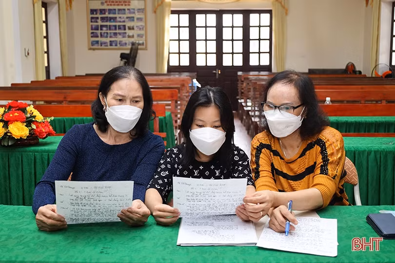 Nữ chủ nhiệm nặng tình với dân ca ví, giặm