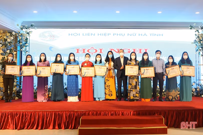 Phụ nữ Hà Tĩnh đoàn kết, sáng tạo, chung sức xây dựng tỉnh nông thôn mới