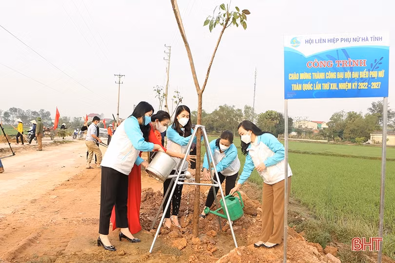 Phụ nữ Hà Tĩnh đoàn kết, sáng tạo, chung sức xây dựng tỉnh nông thôn mới