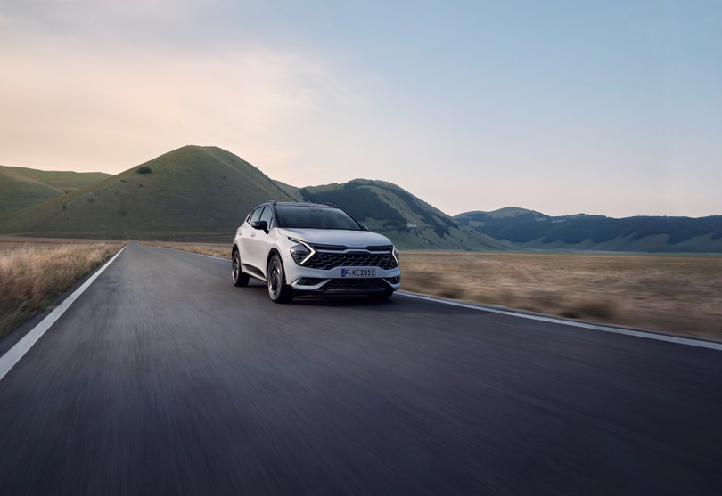 Kia Sportage 2022 bản siêu tiết kiệm nhiên liệu ra mắt, giá từ 50.100 USD