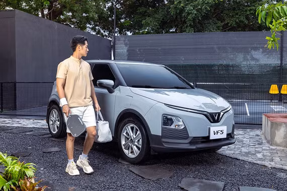VinFast VF 5 ghi điểm nhờ chi phí bảo dưỡng “nhẹ tênh”, bảo hành tới 7 năm 