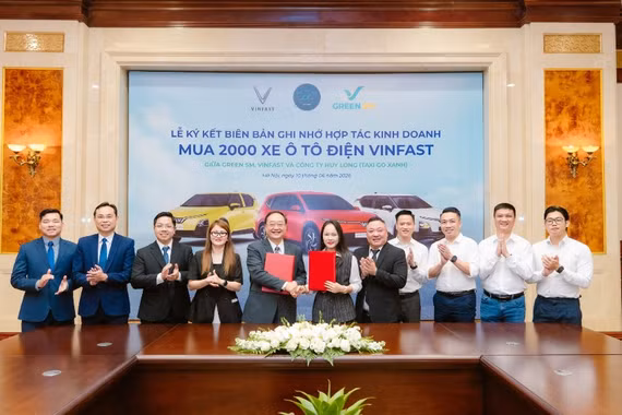 Công ty Huy Long hợp tác với Green SM đưa 2.000 ô tô điện VinFast vào kinh doanh dịch vụ vận tải