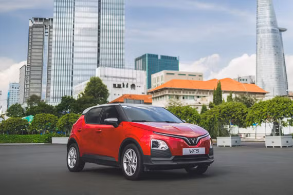 VinFast VF 5 giúp giới trẻ và tài xế đô thị “nhẹ gánh” tài chính