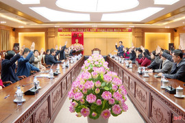 Văn phòng Tỉnh ủy lấy ý kiến cử tri với người được giới thiệu ứng cử ĐBQH, HĐND tỉnh