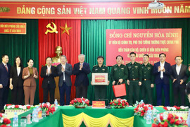 Phó Thủ tướng Thường trực Nguyễn Hòa Bình thăm, làm việc tại Hà Tĩnh