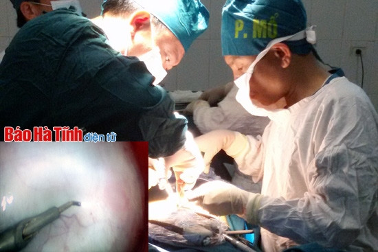 Bóc tách thành công khối u nặng 1,5kg cho một bé gái ảnh 1