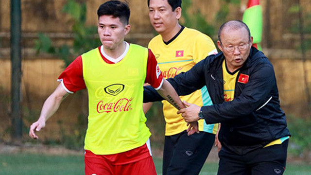 ĐT Việt Nam chốt danh sách: “Quả bóng vàng” Thanh Trung bị loại