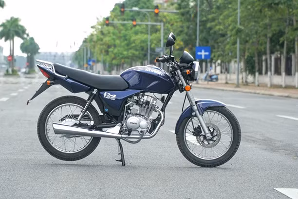 Huyền thoại M1nsk tái xuất VN, giá xe mới từ 52 triệu đồng