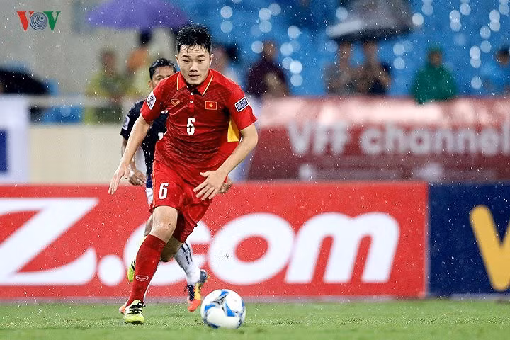 Những cầu thủ Việt Nam có khả năng cao bị loại khỏi AFF Cup 2018?