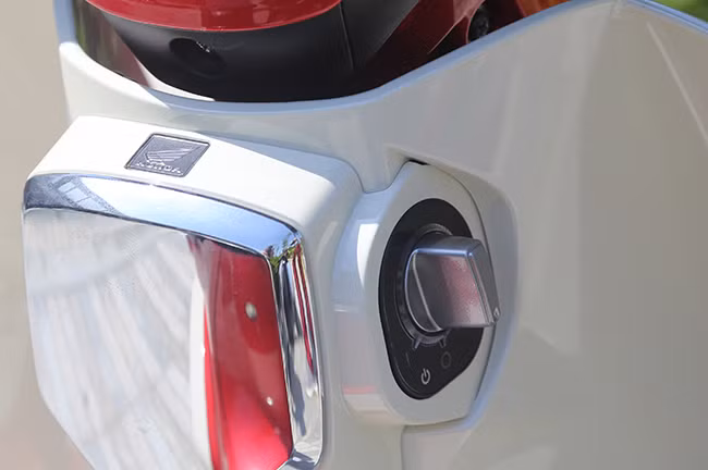 Cận cảnh Honda Super Cub C125 - Sự trở lại của một huyền thoại