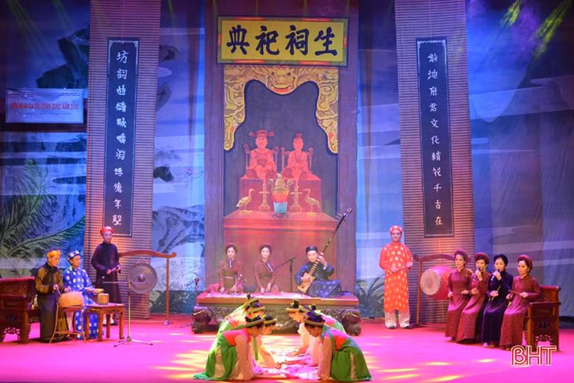 Khai mạc Liên hoan Ca trù toàn quốc năm 2018 tại Hà Tĩnh
