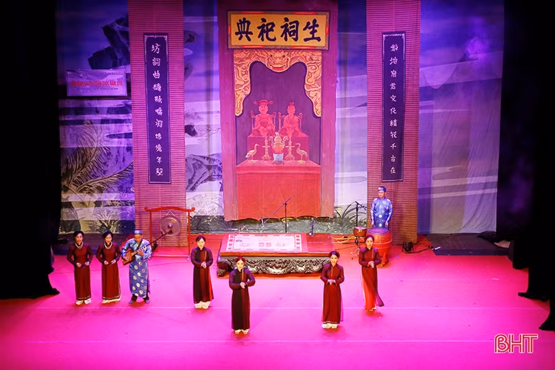 Ngày thứ 2 Liên hoan Ca trù toàn quốc: Biểu diễn đặc sắc, chất lượng chuyên môn cao