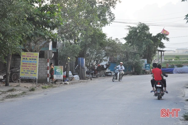 “Rình rập” tai nạn giao thông trên tỉnh lộ 7!