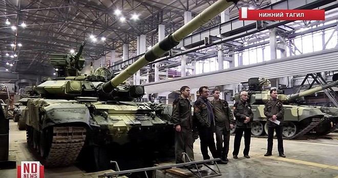 Vì sao xe tăng T-90S Việt Nam có “Đôi mắt đỏ”, còn Iraq, Ấn Độ lại không?