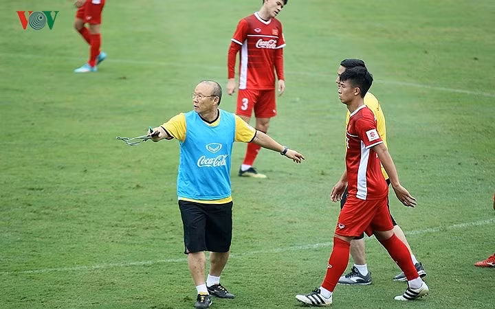 Những cầu thủ Việt Nam có khả năng cao bị loại khỏi AFF Cup 2018?