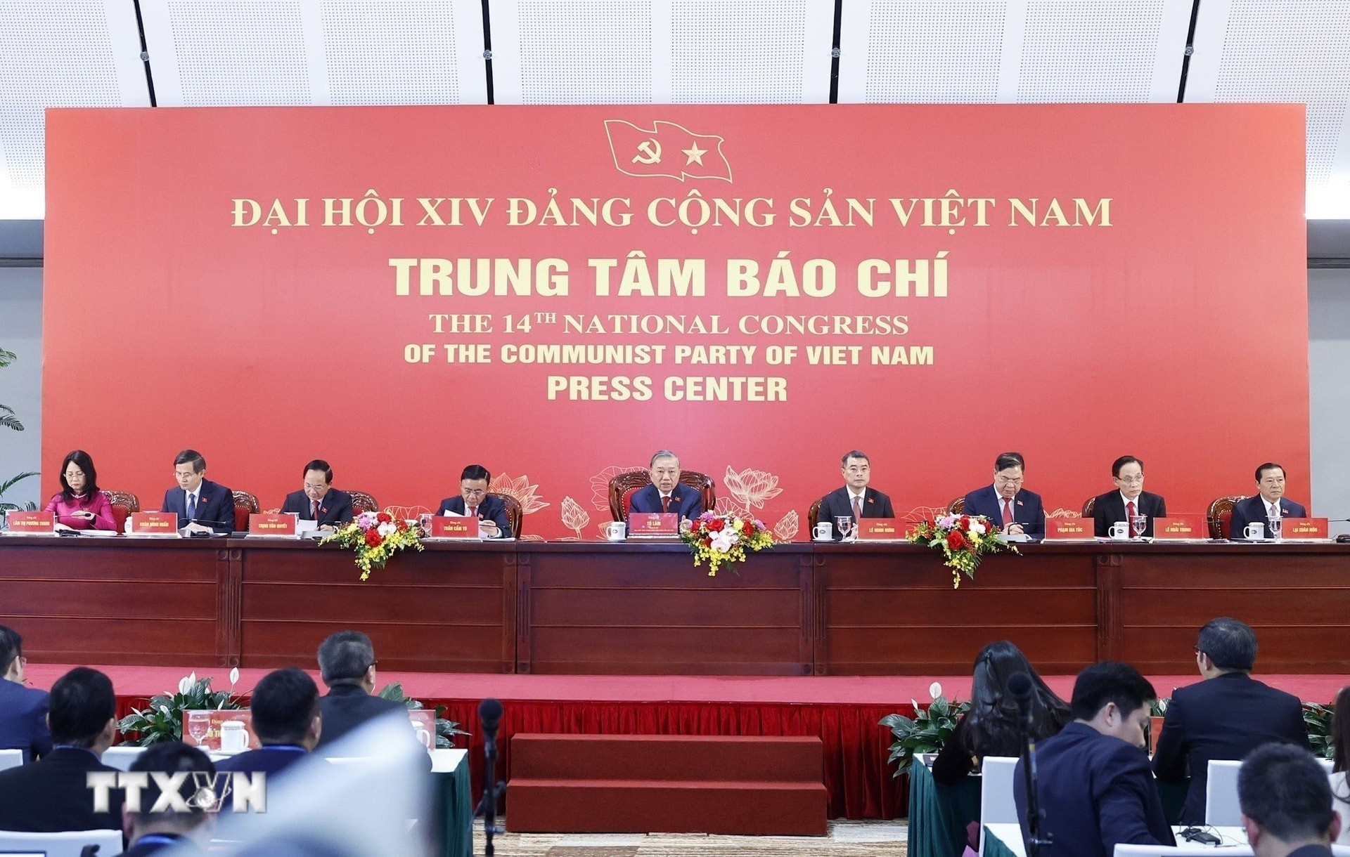 Tổng Bí thư Tô Lâm chủ trì họp báo quốc tế công bố kết quả Đại hội XIV của Đảng. (Ảnh: TTXVN)