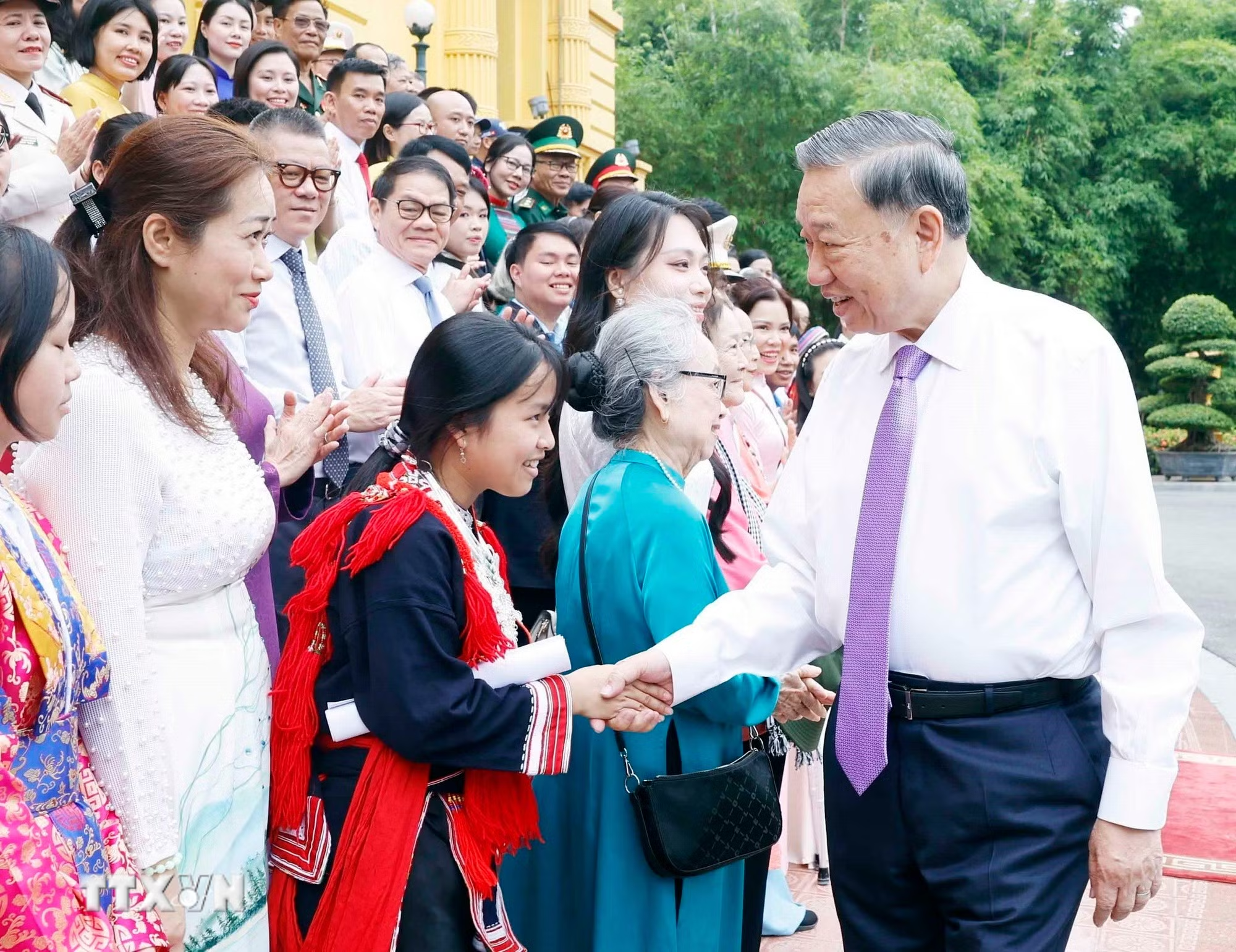 ttxvn-1006-tong-bi-thu-chu-tich-nuoc-dai-bieu-viec-tu-tejpg.png