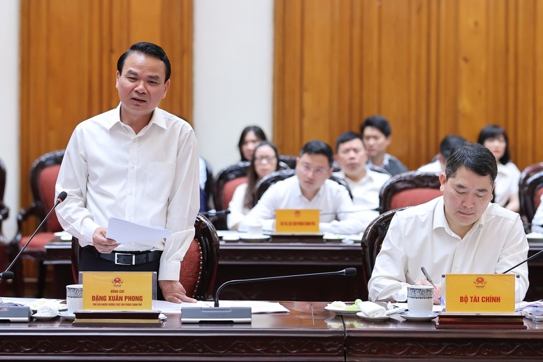 Phó Chủ nhiệm Thường trực VPCP Đặng Xuân Phong phát biểu tại cuộc làm việc - Ảnh: VGP/Nhật Bắc