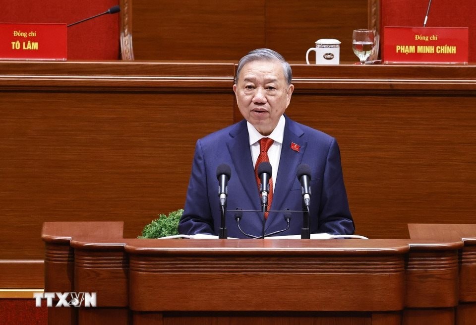 Tổng Bí thư Tô Lâm thay mặt BCH Trung ương Đảng khóa XIV phát biểu ý kiến. (Ảnh: TTXVN)