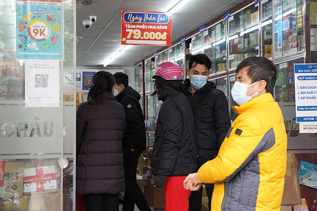 Sai lầm nghiêm trọng khi sử dụng test nhanh COVID-19 và thuốc điều trị