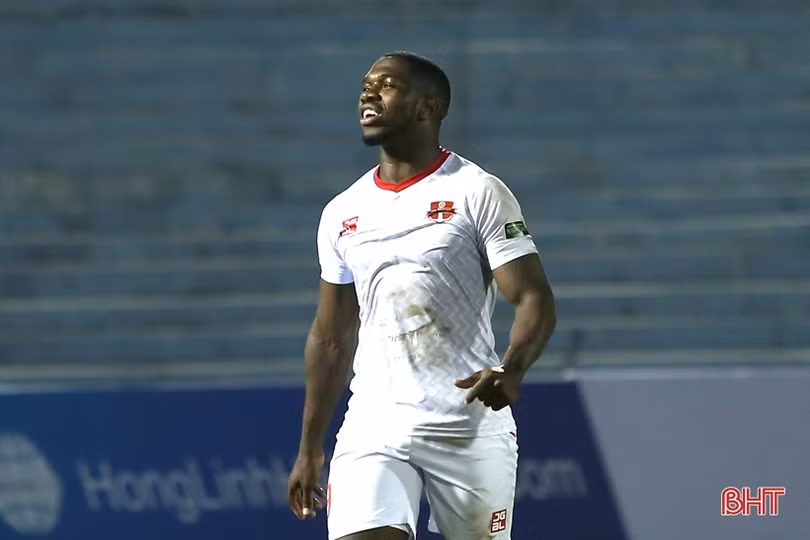 Thủng lưới phút cuối, Hồng Lĩnh Hà Tĩnh thua trận đầu ra quân