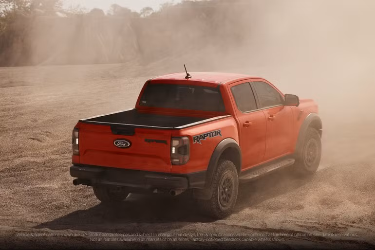 Ford Ranger Raptor thế hệ mới ra mắt, có bản V6 tăng áp kép