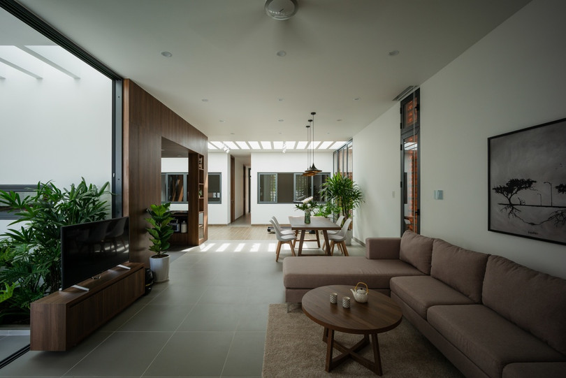 Đưa sân vào giữa nhà