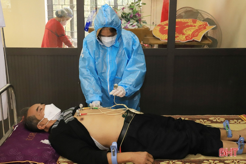 Khám, tư vấn và cấp thuốc miễn phí cho 200 người dân Nghi Xuân