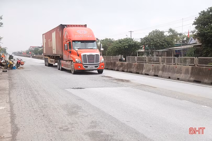 Hà Tĩnh đảm bảo nguồn cung vật liệu xây dựng thi công cao tốc Bắc - Nam qua địa bàn