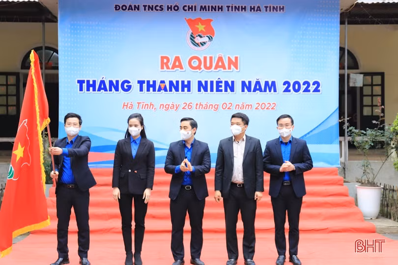 Tuổi trẻ Hà Tĩnh ra quân hưởng ứng Tháng Thanh niên năm 2022