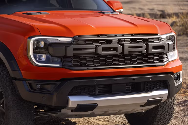 Ford Ranger Raptor thế hệ mới ra mắt, có bản V6 tăng áp kép