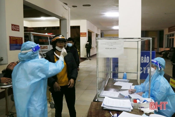 Vững vàng sứ mệnh chăm sóc sức khỏe Nhân dân (Bài 1): Khẳng định vị thế của cơ sở y tế đầu ngành